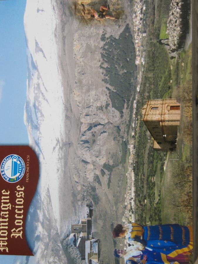 Montagne Rocciose Bed & Breakfast Frascineto Exterior photo